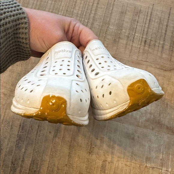 Native shoes - Picture 6 of 8